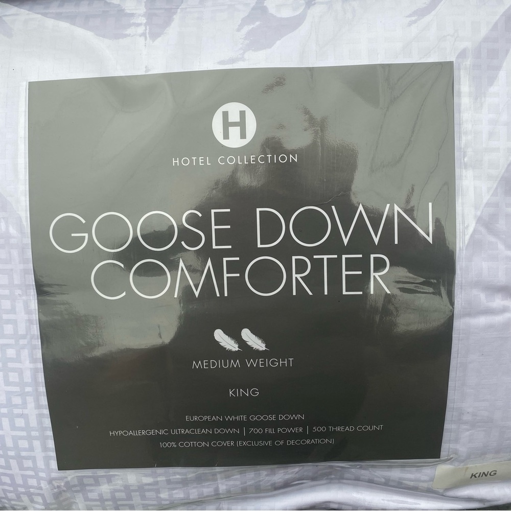 Goose down comforter